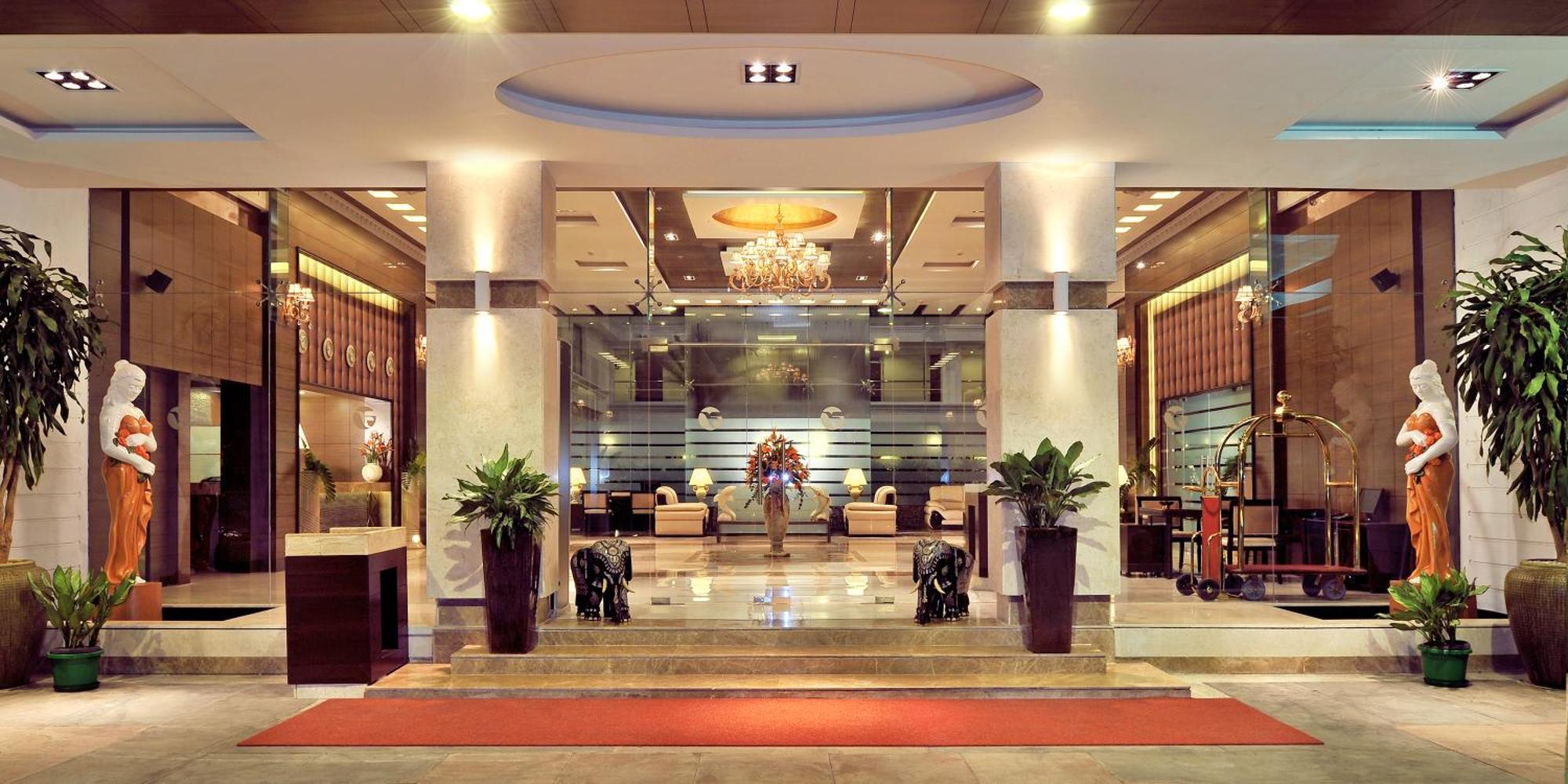 Fortune Jp Palace, Mysore - Member Itc Hotels' Group Esterno foto Lobby