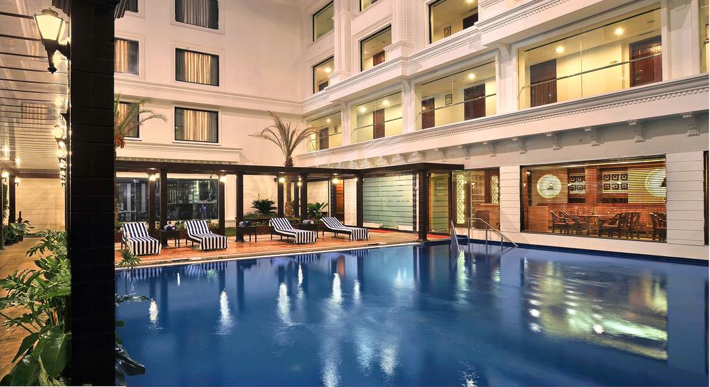 Fortune Jp Palace, Mysore - Member Itc Hotels' Group Esterno foto The pool at the hotel